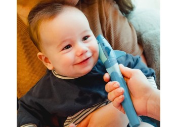 Wibrator logopedyczny REKIN podczas ćwiczeń