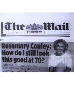 Artykuł o Rosemary Conley, która zawdzięcza piękno twarzy narzędziu do rehabilitacji twarzy Facial Flex